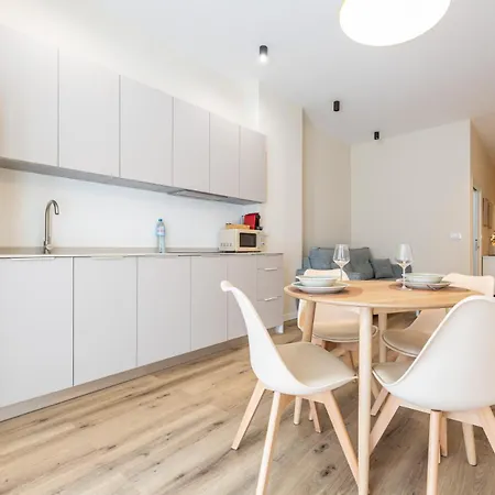 Pivote Flats - Marina A Daire